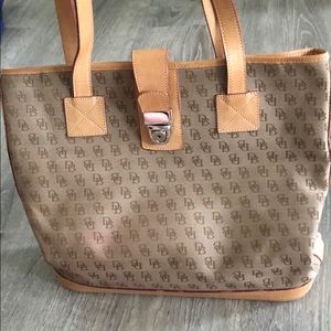 Dooney and Bourke purse